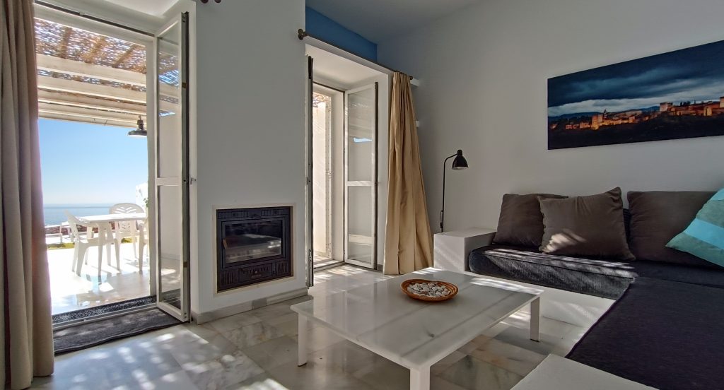 03 U2 salon 1703605118945